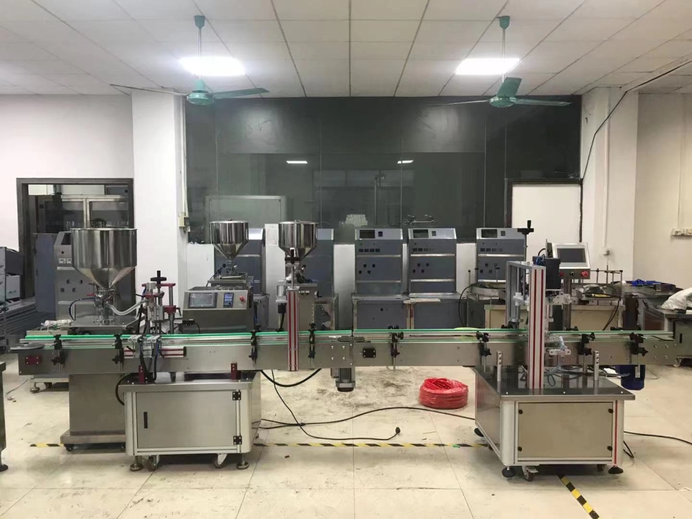 灌裝機設備的人性化設計為生產(chǎn)企業(yè)帶來良好效益