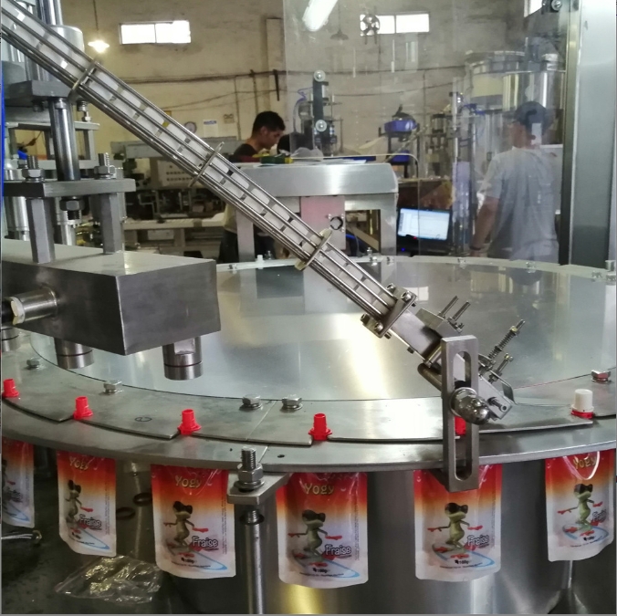 全自動(dòng)吸嘴袋醬料灌裝旋蓋機(jī)有哪幾種？