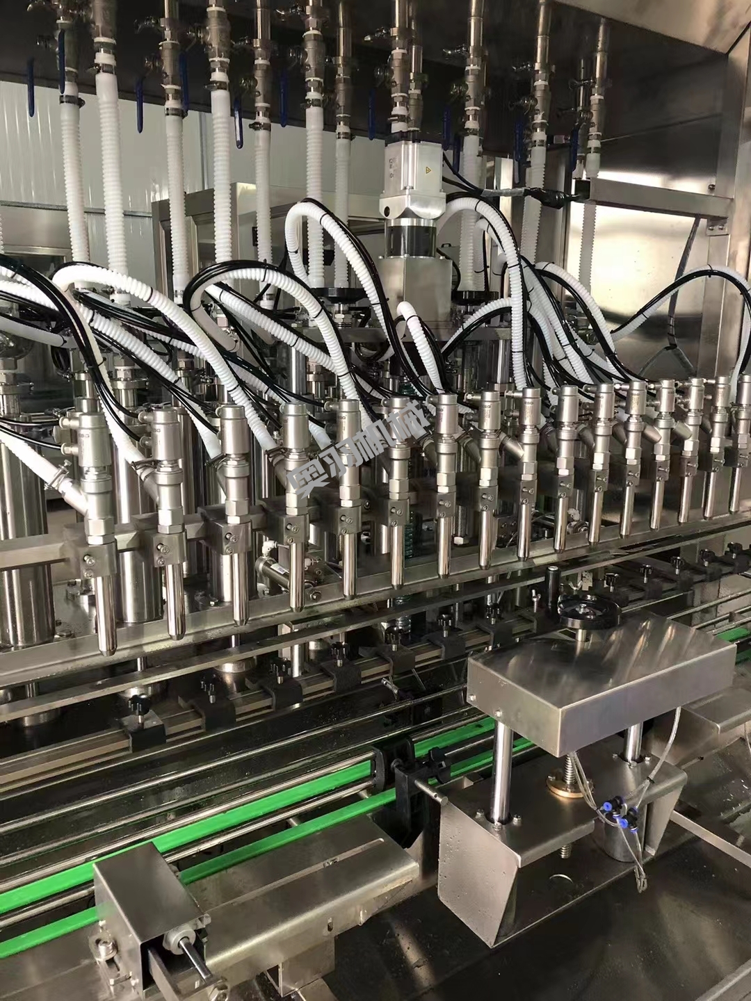 全自動(dòng)醬料灌裝機(jī)常見(jiàn)故障檢查和排除方法揭秘